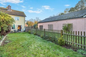 Exterior - 3 Bed in Theberton (oc-1pcs) (Theberton)