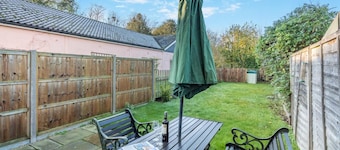 3 Bed in Theberton (oc-1pcs)