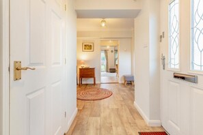 Interior - 3 Bed in Theberton (oc-1pcs) (Theberton)
