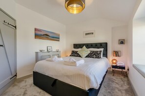 Iron/ironing board, free WiFi, bed sheets - 1 Bed in Marazion (oc-lynwo) (Marazion)