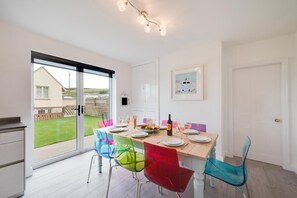Dining - 4 Bed in Sandsend (oc-wa330) (Sandsend)