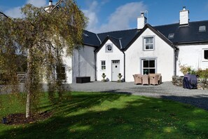 Exterior - 4 Bed in Brithdir (oc-wag722) (Brithdir)