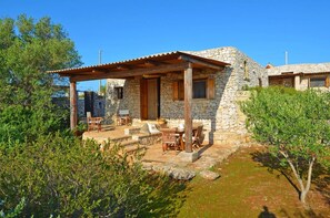 Terrace/patio - Villa 'Casa Vite 2' with Sea View, Wi-Fi and Air Conditioning (Patu')