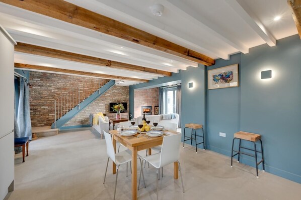 تناول الطعام