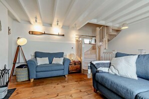 Fernseher, Kamin