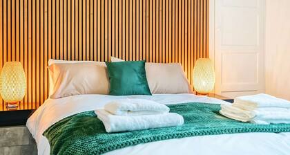 4 Bed townhouse Swansea city centre