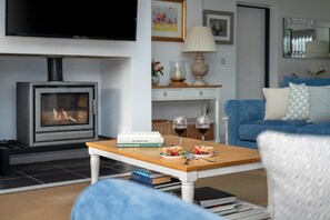 Fernseher, Kamin
