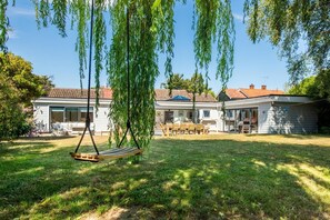 Terrace/patio - 4 Bed in Aldeburgh (oc-12lr) (Aldeburgh)