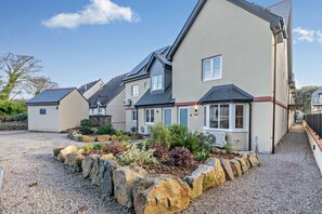 Exterior - 3 Bed in St. Ives (oc-l26941) (Carbis Bay)