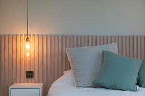 3 bedrooms, iron/ironing board, free WiFi, bed sheets - 3 Bed in Blythburgh (oc-h27263) (Blythburgh)