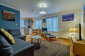 TV - 1 Bed in Whitby (oc-h27278) (Whitby)