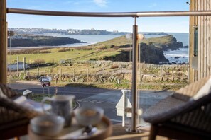 Property grounds - 2 Bed in Newquay (oc-a27276) (Newquay)