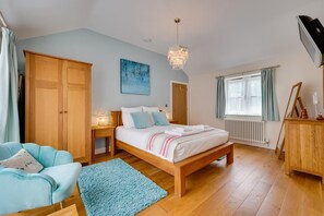Iron/ironing board, travel cot, free WiFi, bed sheets - 3 Bed in Wilby (oc-slowlo) (Wilby)