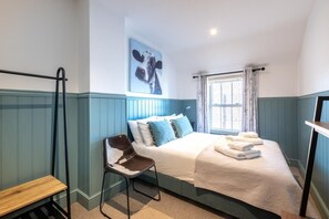 Free WiFi, bed sheets - 2 Bed in Holt (oc-p27287) (Holt)