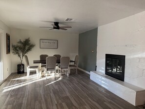 تناول الطعام