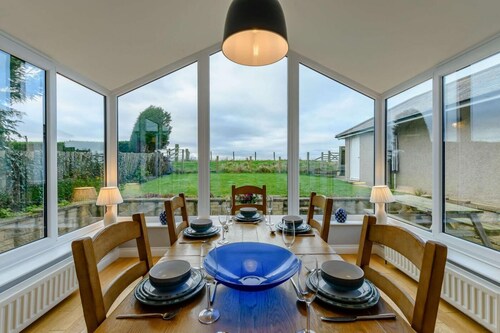 3 Bed in Newton-by-the-Sea (oc-d27259)
