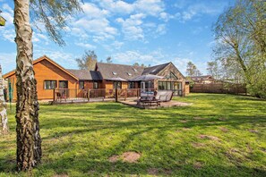 Terrace/patio - 5 Bed in Pentney (oc-w27337) (Pentney)