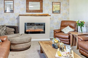 Living area - 3 Bed in Stackpole (oc-c27398) (Stackpole)