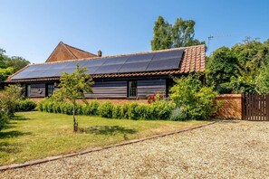 Exterior - 1 Bed in Saxmundham (oc-c27420) (Farnham)