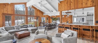 Summit Ridge Lodge | 6-BR Retreat with Ski Access