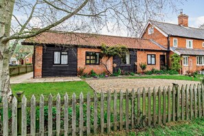 Exterior - 1 Bed in St. James South Elmham, Halesworth (oc-t27361) (Saint James South Elmham)