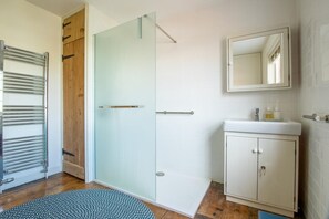 Hair dryer, towels - 3 Bed in Southwold (oc-40high) (Southwold)