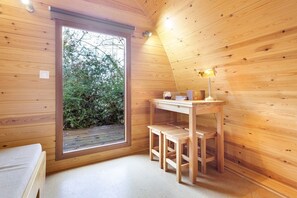 Interior - Chalet 'Cadana Pod' with Mountain View, Private Terrace and Shared Garden (Ponte de Lima)