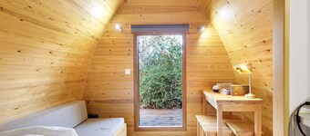 Chalet 'Cadana Pod' with Mountain View, Private Terrace and Shared Garden