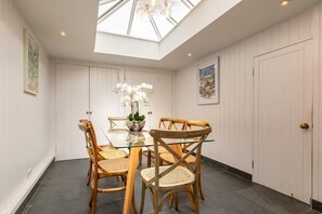 Dining - 5 Bed in Sedlescombe (oc-l27505) (Sedlescombe)