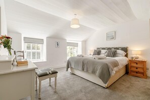 Iron/ironing board, free WiFi, bed sheets - 2 Bed in St. Agnes (oc-h27472) (Saint Agnes)
