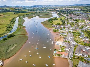 Marina - 4 Bed in Two Mile Oak (oc-b27535) (Ipplepen)