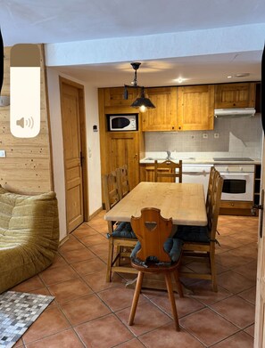 Interior - Cosy 6-person apartment close to the slopes (Val-d'Isère)