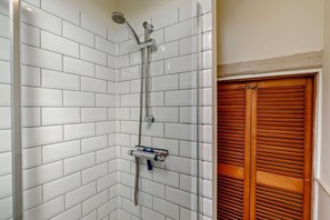 A shower with a handheld showerhead and a wall-mounted control panel. - 2 Bed in St. Minver (oc-p27580) (Saint Minver)