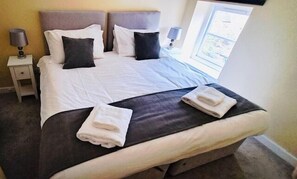 2 bedrooms, free WiFi, bed sheets
