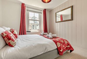3 Schlafzimmer, Bügeleisen/Bügelbrett, kostenloses WLAN, Bettwäsche