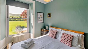 2 soverom, reiseseng for barn, wi-fi (inkludert) og sengetøy