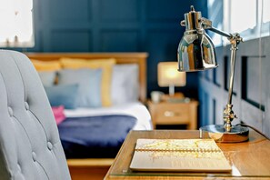 Free WiFi, bed sheets - 1 Bed in Fowey (oc-m27634) (Fowey)
