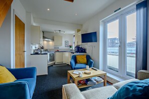 TV - 1 Bed in Swanage (oc-k9546) (Swanage)