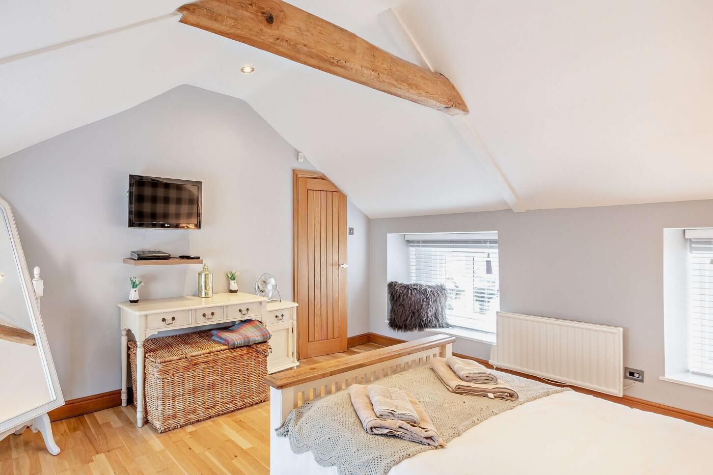 2 Schlafzimmer, Reisekinderbett, kostenloses WLAN, Bettwäsche