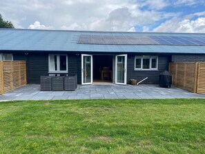 Exterior - 3 Bed in Barsham (oc-d27682) (Barsham)