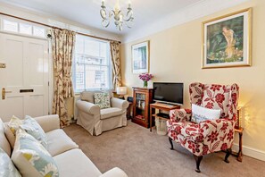 TV - 2 Bed in Rye (oc-c11502) (Rye)