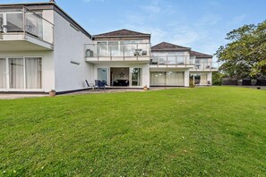 Exterior - 2 Bed in Saundersfoot (oc-s27727) (Saundersfoot)