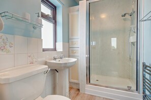 Hair dryer, towels - 3 Bed in Runham (oc-a27687) (Runham)