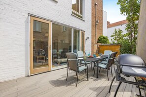 Outdoor dining - 2 Bed in Southwold (oc-ftw2) (Southwold)