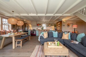 Living area - 3 Bed in Wittersham (oc-m27683) (Wittersham)