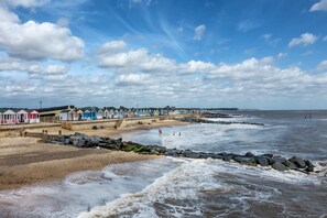 Beach - 3 Bed in Southwold (oc-m27763) (Southwold)