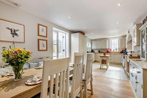 Dining - 5 Bed in West Runton (oc-f27744) (West Runton)