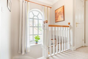 Interior - 3 Bed in Wrentham (oc-m6144) (Wrentham)