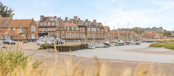 1 Bed in Blakeney (oc-d27752)