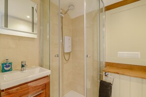 Towels - 1 Bed in Blakeney (oc-d27752) (Blakeney)